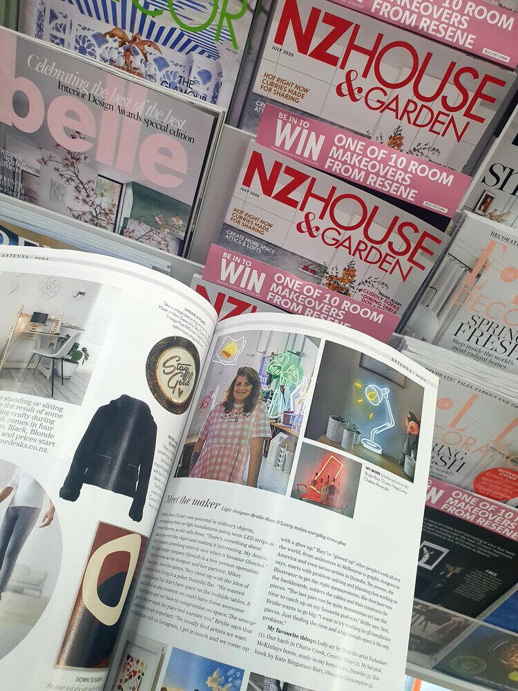 Magazine article about Glowjob.